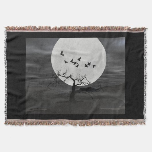 Spooky Ravens Vliegen tegen de Volle Maan Deken (Voorkant)