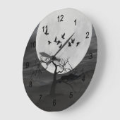 Spooky Ravens Vliegen tegen de Volle Maan Grote Klok (Hoek)