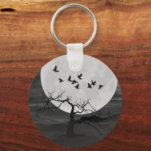Spooky Ravens Vliegen tegen de Volle Maan Sleutelhanger (Achterkant)