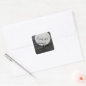 Spooky Ravens Vliegen tegen de Volle Maan Vierkante Sticker (Envelop)