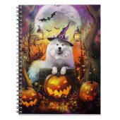 Spooky Samoyed hond Halloween heks en pompoen Notitieboek (Voorkant)