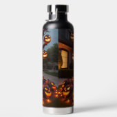 SPOOKY SCARY HALLOWEEN TREE WITH ORANGE PUMPKINS WATERFLES (Rechts)