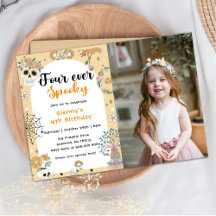 Spooky Schattige Halloween Ghost 4th Verjaardagsfo