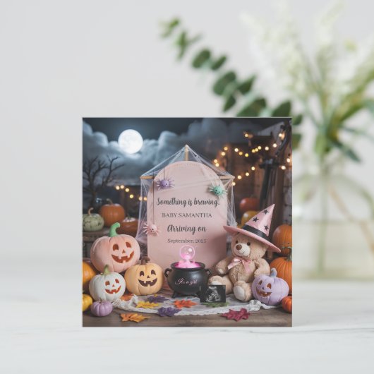 Spooky Schattige Meisje Halloween Zwangerschapsaan Kaart (Staand voorkant)