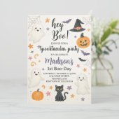 Spooky Schattigee 1e verjaardag uitnodiging | Hey  (Staand voorkant)