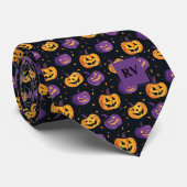 Spooky Schattigee Halloween pompoenen Monogrammed Stropdas (Opgerold)