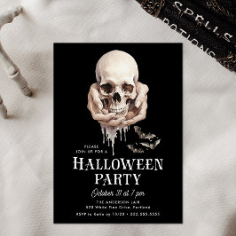 Spooky schedel in handen Halloween Party Kaart