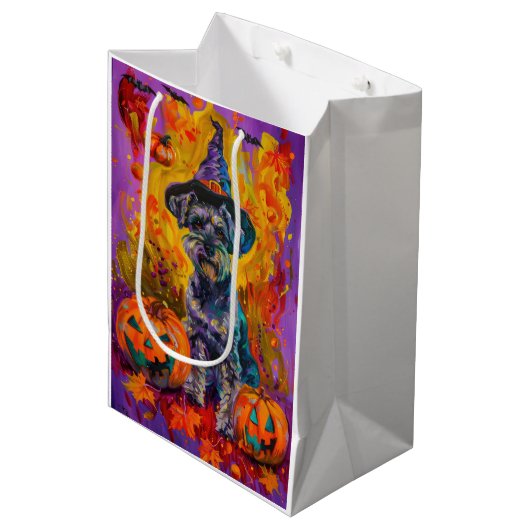 Spooky Schnauzer Hond Halloween Heks en Pompoen Medium Cadeauzakje (Voorkant Gekanteld)