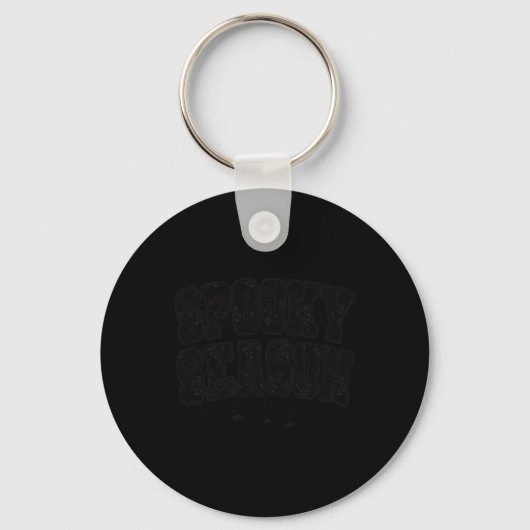 Spooky Season Halloween Spider Webs Varsity Tekst  Sleutelhanger (Voorkant)