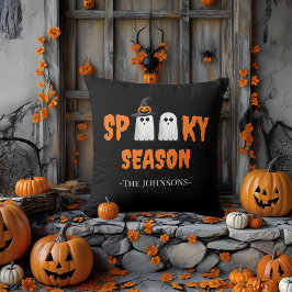 Spooky Season Pillow – Modern Halloween Decor Kussen