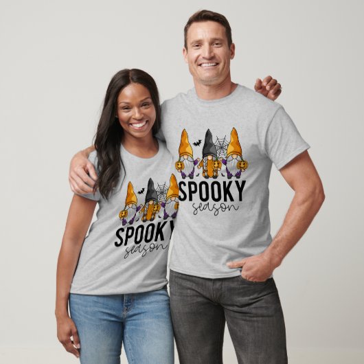 Spooky seizoen Halloween Gnomes T-shirt (Unisex)