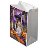 Spooky Shetland Sheepdog Halloween Witch Pumpkin Medium Cadeauzakje (Voorkant Gekanteld)