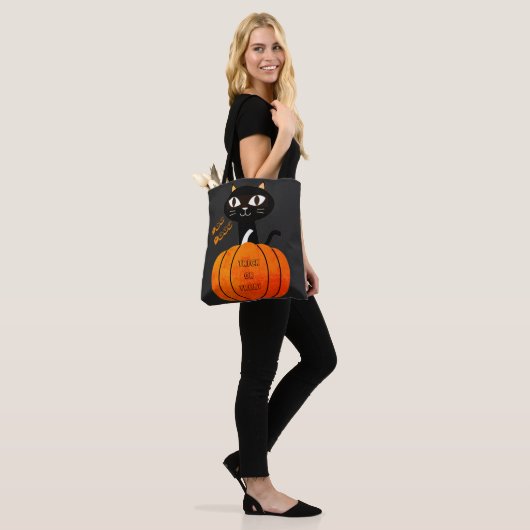 Spooky Sinaasappel & Zwarte Kat Trick or treat Hal Tote Bag (Op model)