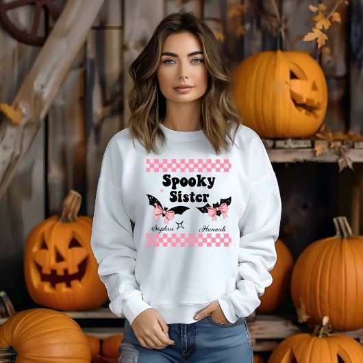 Spooky Sister Gepersonaliseerde Naam Halloween Gif Trui