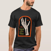 Spooky Skeleton Hand Halloween T-shirt (Voorkant)