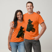 Spooky Skeleton Witch met Pumpkin Glow T-shirt (Unisex)