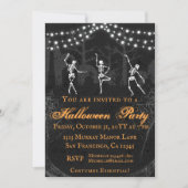 Spooky Skeletons Graveyard Halloween Party Kaart (Voorkant)
