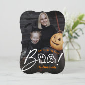 Spooky Skull en Ghost Boo. Script Halloween-foto Feestdagenkaart (Staand voorkant)