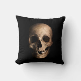 Spooky Skull met Black Spiers Kussen