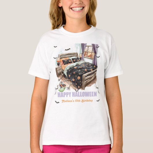 Spooky Sleepover T-shirt met Skeleton Hands (Voorkant)