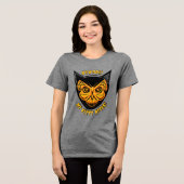 Spooky Snarky Black Cat Butterfly Skull Tri-Blend Shirt (Voorkant volledig)