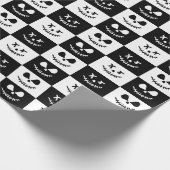 Spooky Stitch Face | Zwarte en witte halloween Cadeaupapier (Hoek)
