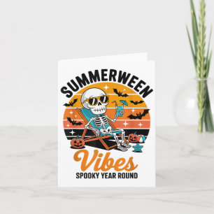 Spooky Summer Beach Skeleton Funny Halloween Summe Kaart