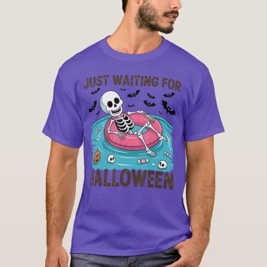 Spooky Summer Skeleton Just Waiting For Halloween  T-shirt (Voorkant)