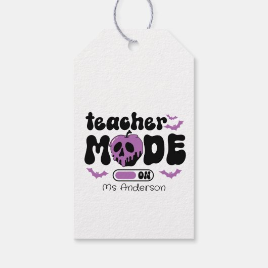 Spooky Teacher Halloween "Mode On" Apple & Bats Cadeaulabel (Achterkant)