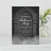 Spooky Tombstone & Fog Halloween Party Kaart (Staand voorkant)