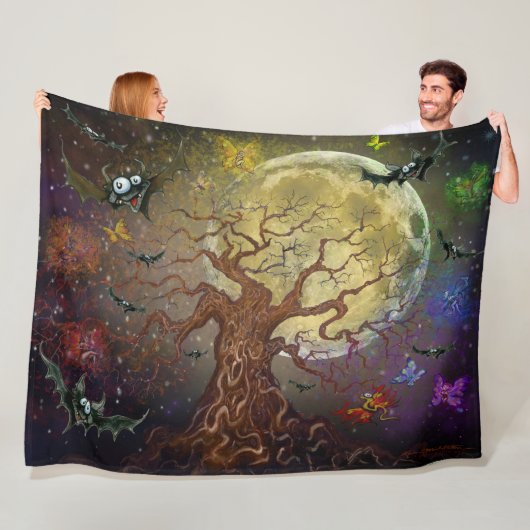 Spooky Tree Fleece Blanket Deken (In situ)