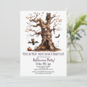 Spooky Tree Owl Bats Pumpkins Halloween Party Kaart (Staand voorkant)