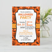 Spooky Trees en Bats Halloween Party Kaart (Staand voorkant)