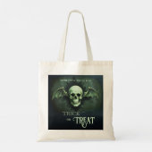 Spooky Trick or Treat Skull with Bat Wings Tote Bag (Achterkant)