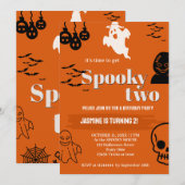 SPOOKY TWEE VERJAARDAG UITNODIGINGEN (Voorkant / Achterkant)