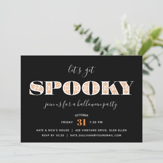 Spooky Type | Halloween Party Uitnodiging (Staand voorkant)
