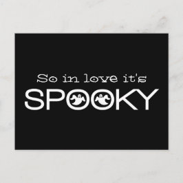 Spooky Typography Halloween Save the Date Briefkaa Aankondigingskaart