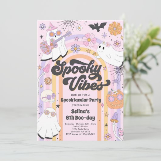 Spooky Vibes Halloween Cute Groovy Ghost Birthday Kaart (Staand voorkant)