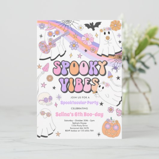 Spooky Vibes Halloween Cute Groovy Ghost Birthday Kaart (Staand voorkant)
