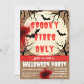 Spooky Vibes Only Halloween Bat en Bloedspetter Kaart (Voorkant)