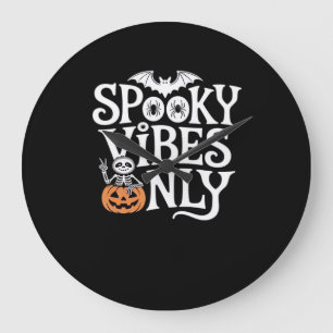 Spooky Vibes Only Halloween Luiaard Oversized T-Sh Grote Klok