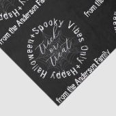 Spooky Vibes Only Zwart-wit Happy Halloween Tissuepapier (Detail)