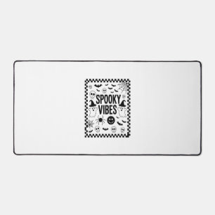 Spooky Vibes Retro Halloween Bureaumat