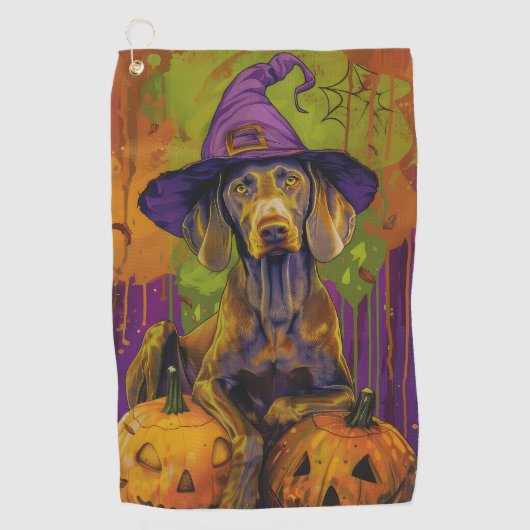 Spooky Weimaraner hond Halloween heks en pompoen Golfhanddoek (Voorkant)