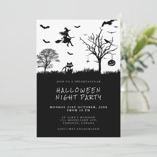 Spooky Witch Black en White Halloween Party Kaart (Staand voorkant)