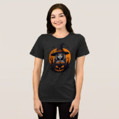 Spooky Witch with Jack-o’-Lantern Art Tri-Blend Shirt (Voorkant volledig)