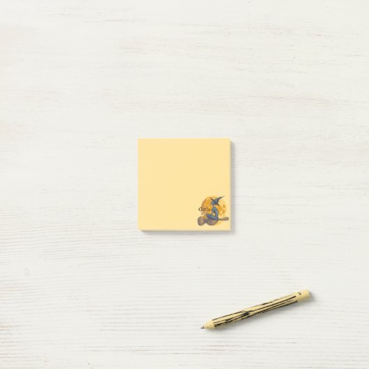 Spooky Witch Yellow Post-it® Notes (Op bureau)