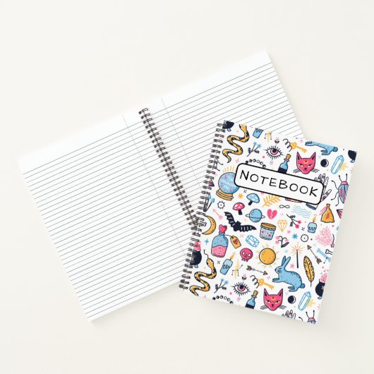 Spooky Witchy Magic Notitieboek (Binnen)