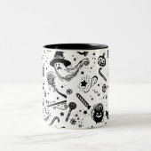 Spooky zwart-wit Halloween Line Art Tweekleurige Koffiemok (Center)