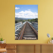 Spoorsporen boven de Eiffelbrug Canvas Afdruk (Insitu (Woonkamer))